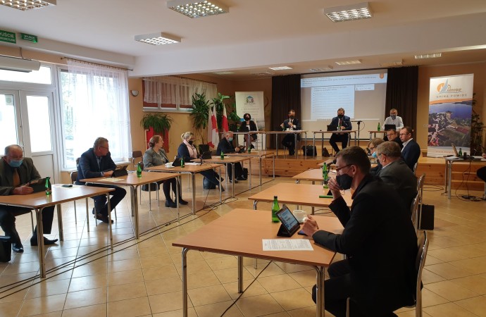 Relacja z&nbsp;XXI sesji Rady Gminy Powidz